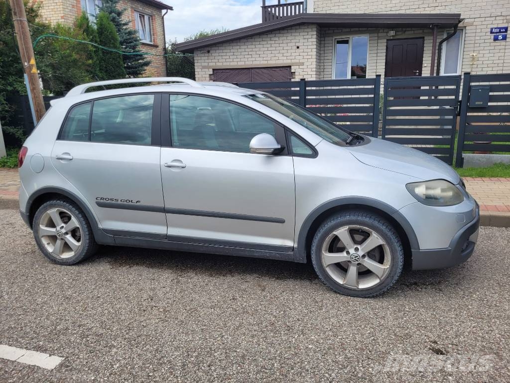 Volkswagen Golf Pluss Cross Samochody osobowe