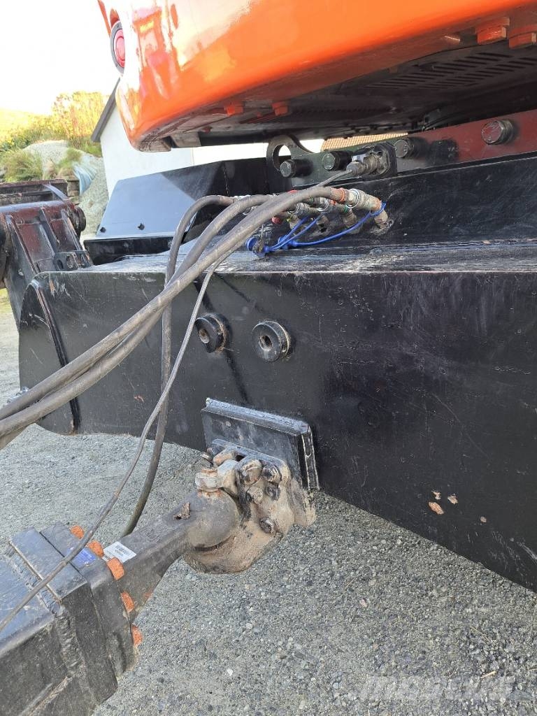 Hitachi ZX145WT-6 حفارات بعجل