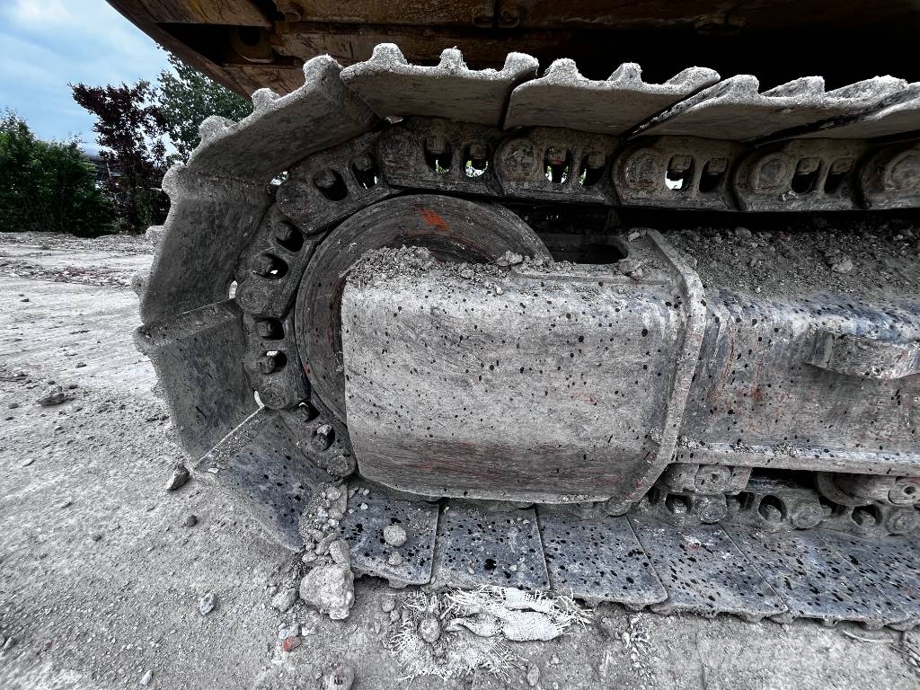 CAT 323 D SA Pásová rýpadla
