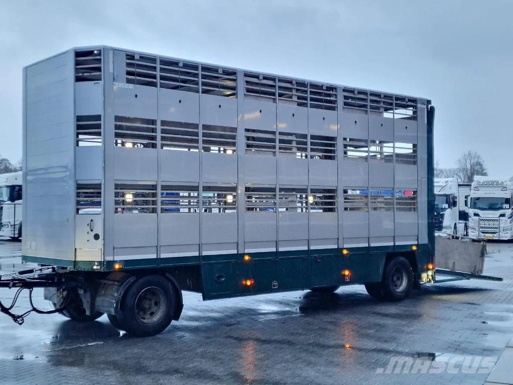 DAF XF 440 SuperSpaceCab 6x2*4 - Cuppers 1-2-3 deck Li Kamioni za transport stoke