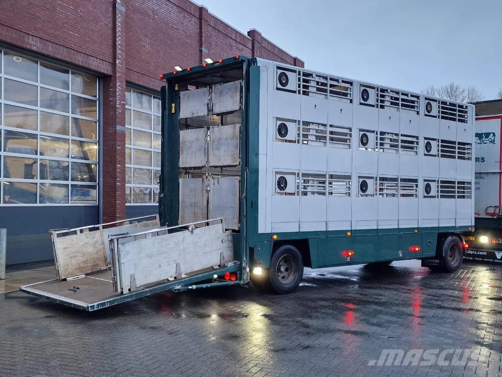 DAF XF 440 SuperSpaceCab 6x2*4 - Cuppers 1-2-3 deck Li Kamioni za transport stoke