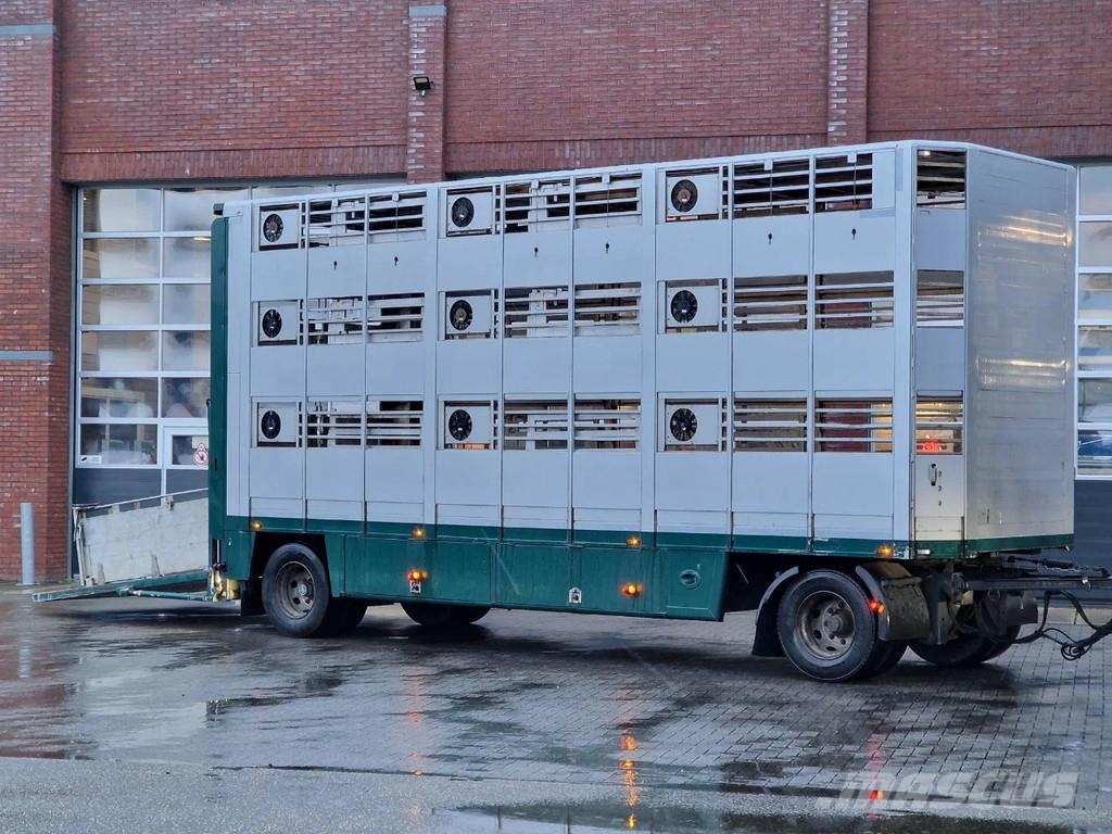 DAF XF 440 SuperSpaceCab 6x2*4 - Cuppers 1-2-3 deck Li Kamioni za transport stoke
