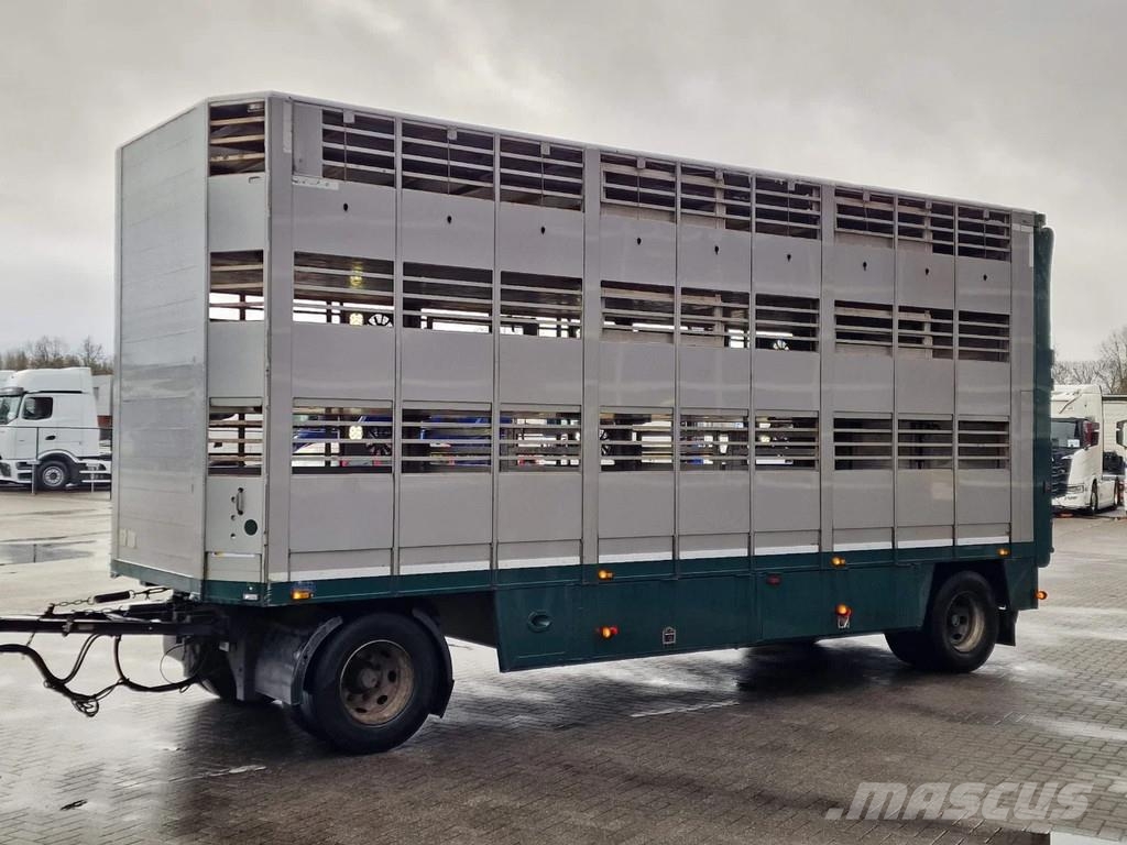 DAF XF 440 SuperSpaceCab 6x2*4 - Cuppers 1-2-3 deck Li Kamioni za transport stoke