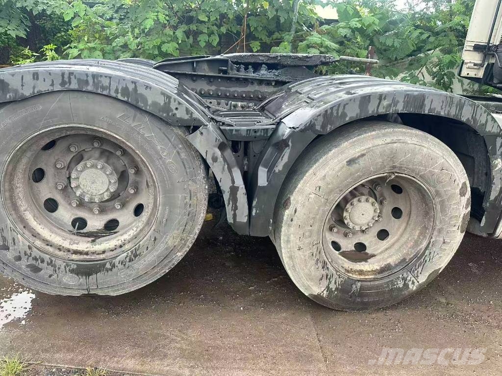 Volvo 460 FH 車両運搬用トレーラー
