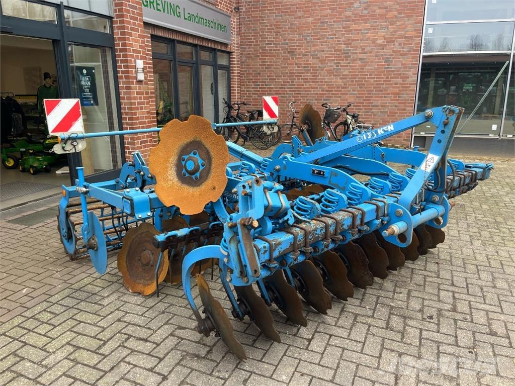 Lemken Rubin 9/300 زحافات ساحقة