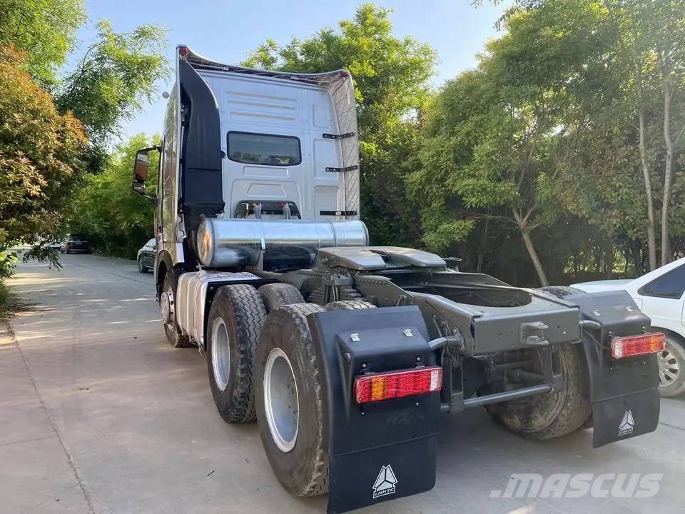 Howo A7 6x4 Vetopöytäautot