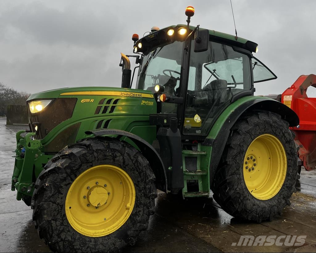 John Deere 6115R Tractoren