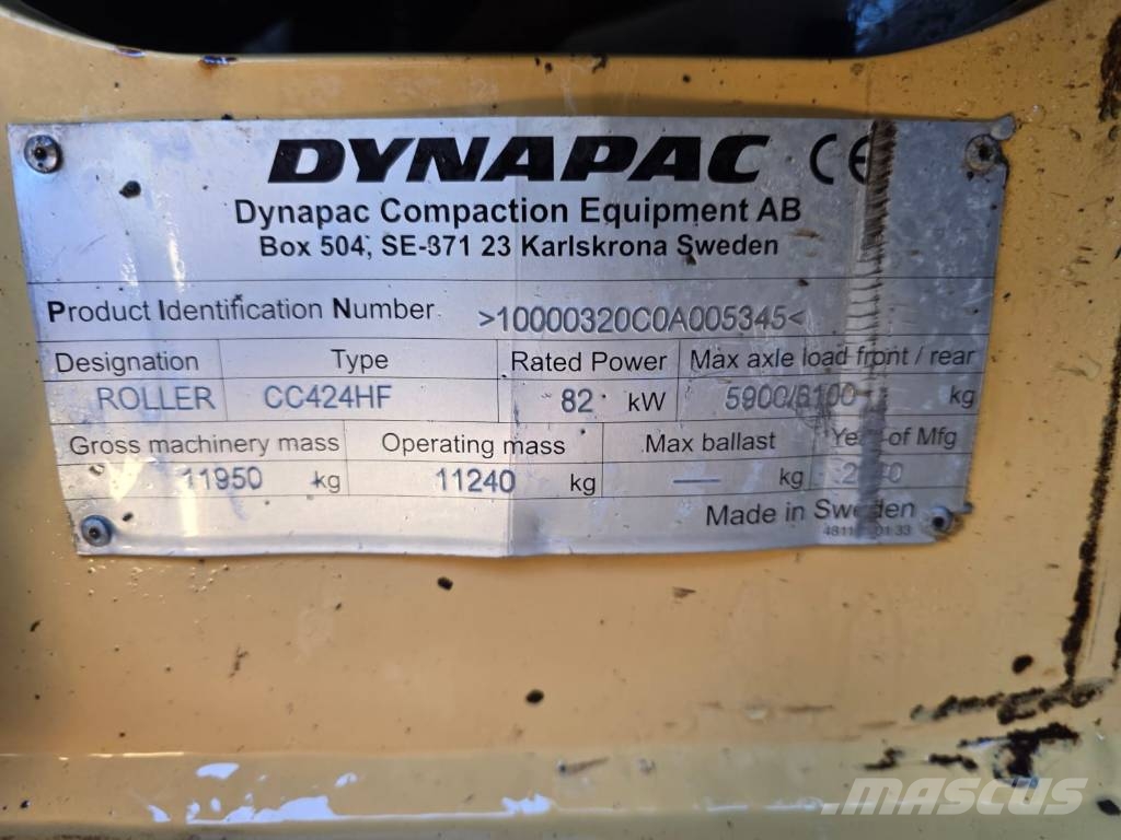 Dynapac CC 424 HF مداحل ثنائية الاسطوانة