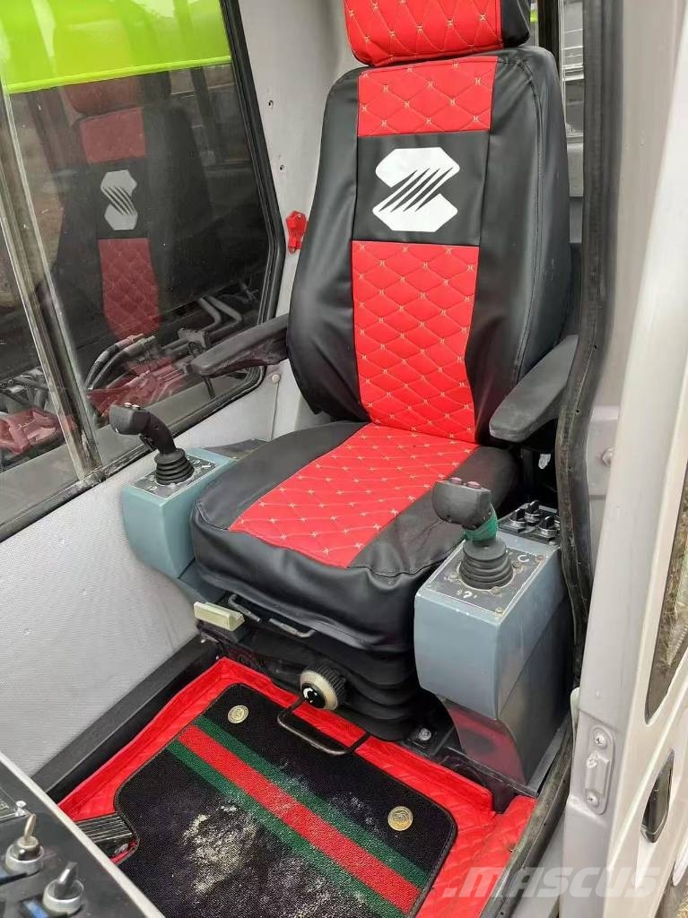 Zoomlion ZTC900V オールテレーンクレーン