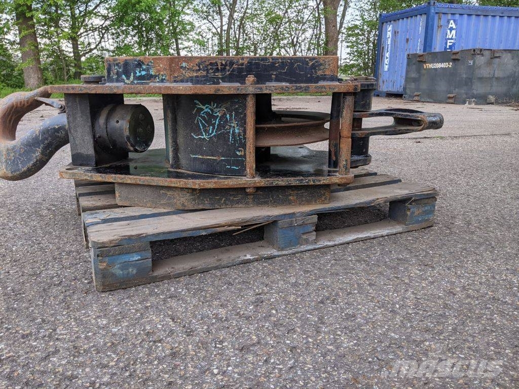 Kobelco CKE1350 hook block 35T Kranen onderdelen en gereedschap