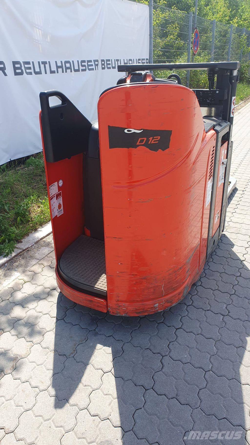 Linde D12SP Zelfrijdende stapelaars