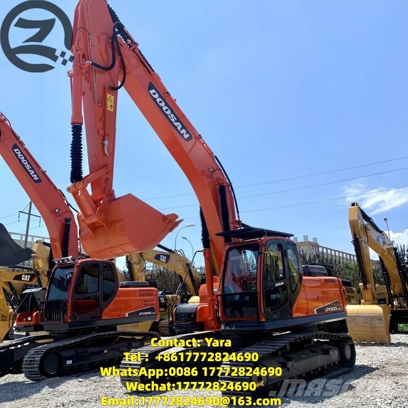Doosan DX 300 LC Bagri goseničarji