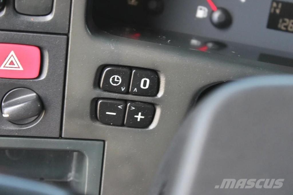 Scania P230 + thermo king + lift شاحنات بدرجة حرارة قابلة للضبط