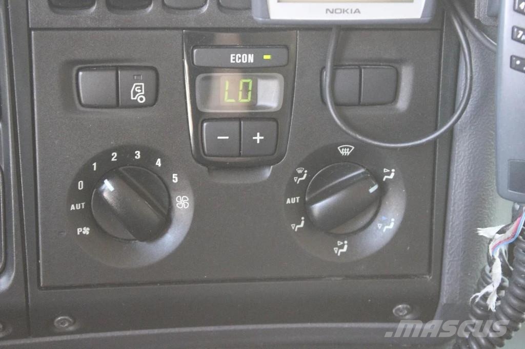 Scania P230 + thermo king + lift شاحنات بدرجة حرارة قابلة للضبط