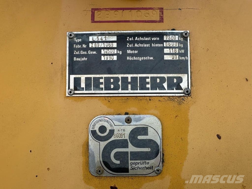 Liebherr L541 Included spare wheels Iekrāvēji uz riteņiem