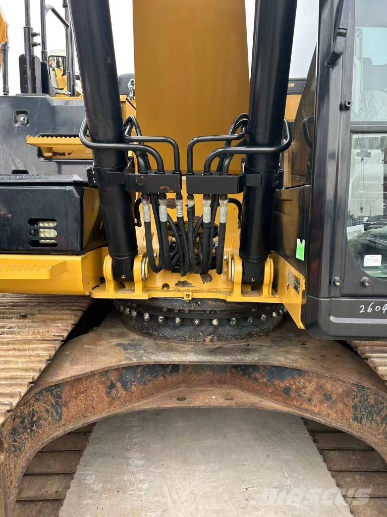 CAT 320 E Escavadeiras de esteiras