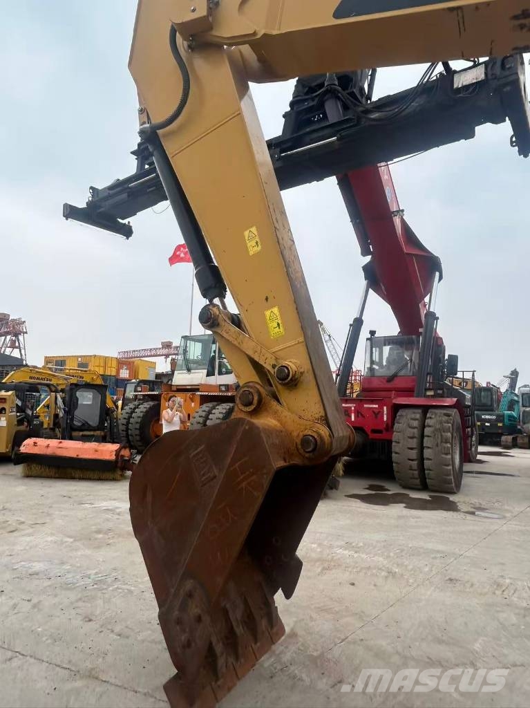 CAT 320 E Escavadeiras de esteiras