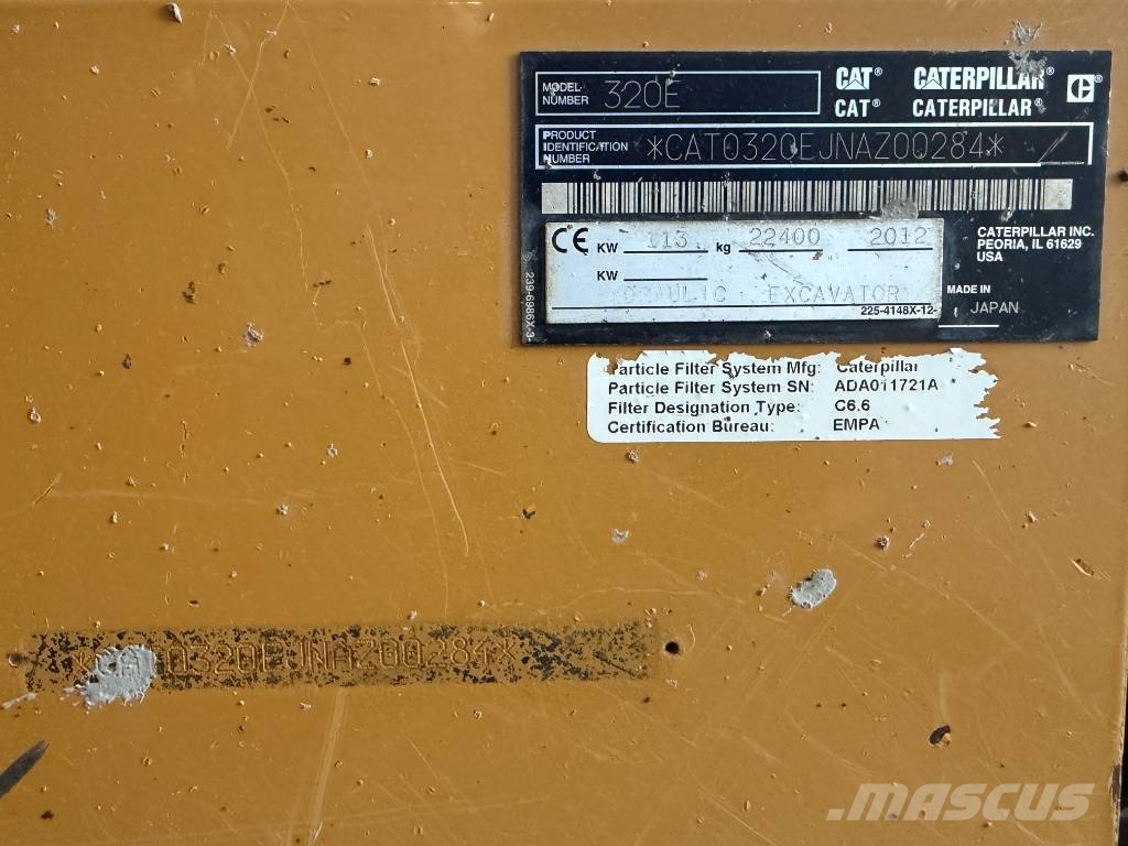 CAT 320E L Telakaivukoneet