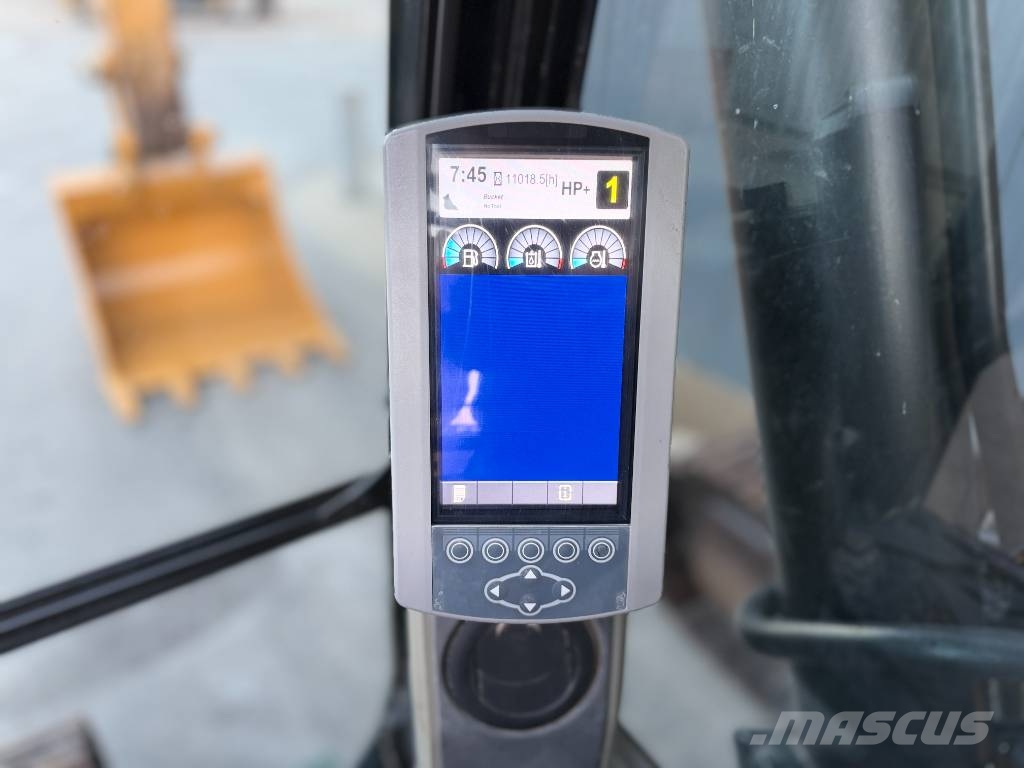CAT 320E L Telakaivukoneet