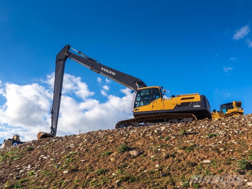 Volvo EC 250 D Pásové rýpadlá
