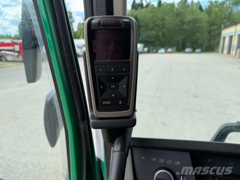 Volvo FH 8X4*4 + EURO6 + RETARDER Camiones con chasís y cabina