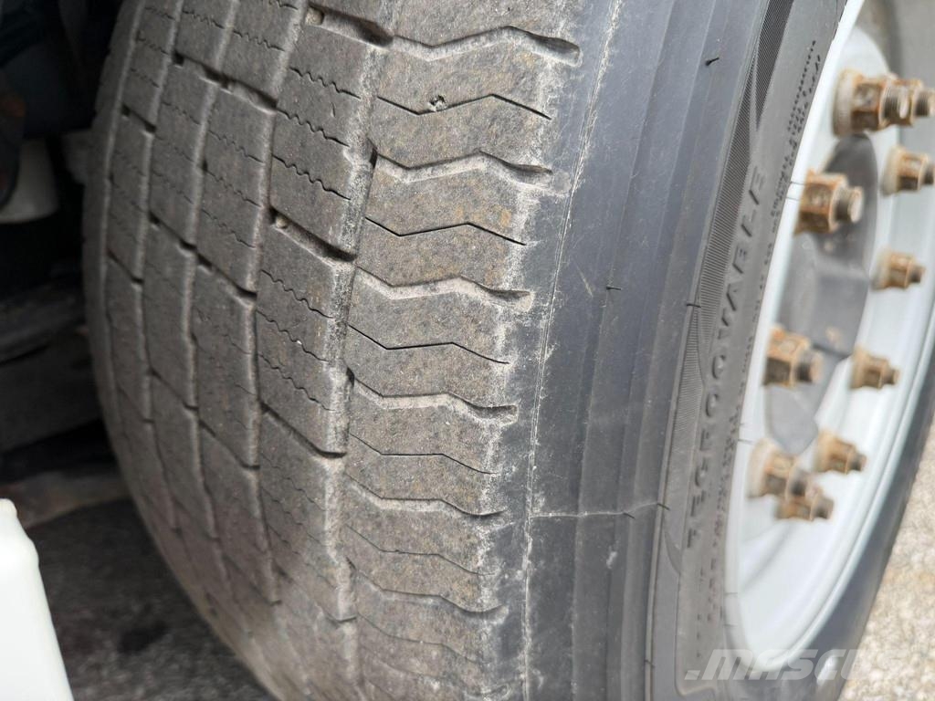 Volvo FH 8X4*4 + EURO6 + RETARDER Camiones con chasís y cabina