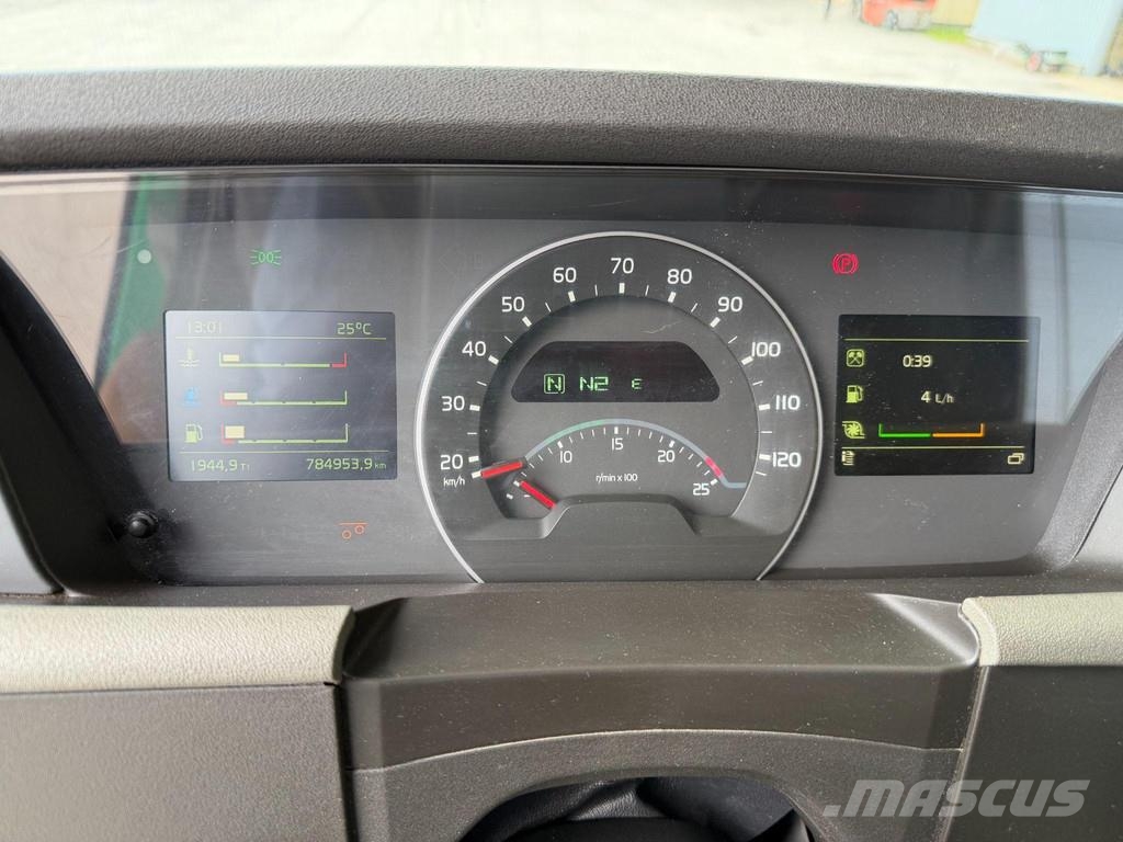 Volvo FH 8X4*4 + EURO6 + RETARDER Camiones con chasís y cabina