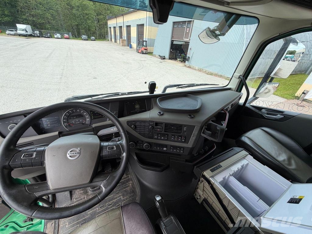 Volvo FH 8X4*4 + EURO6 + RETARDER Camiones con chasís y cabina