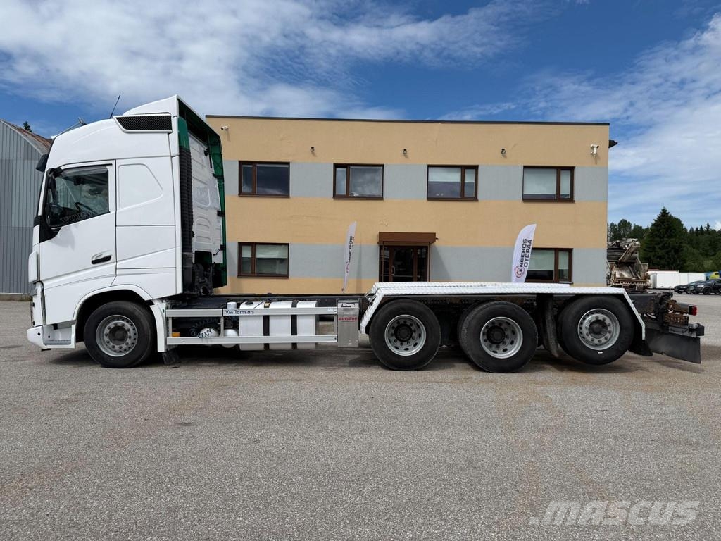 Volvo FH 8X4*4 + EURO6 + RETARDER Camiones con chasís y cabina