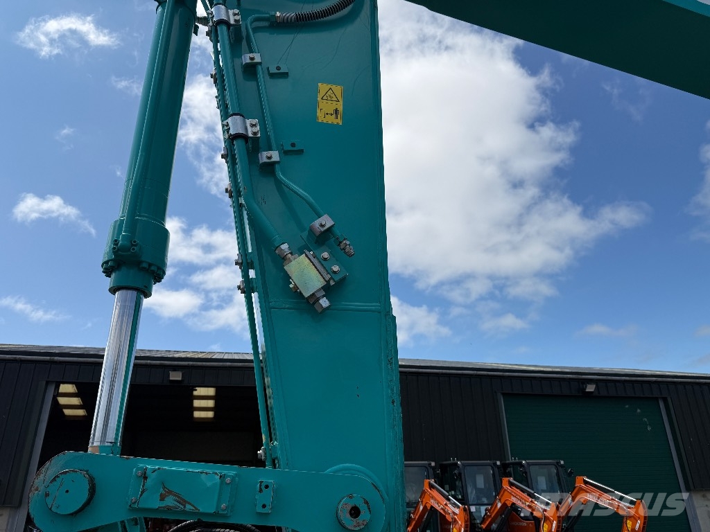Kobelco SK210LC-11E 履带挖掘机
