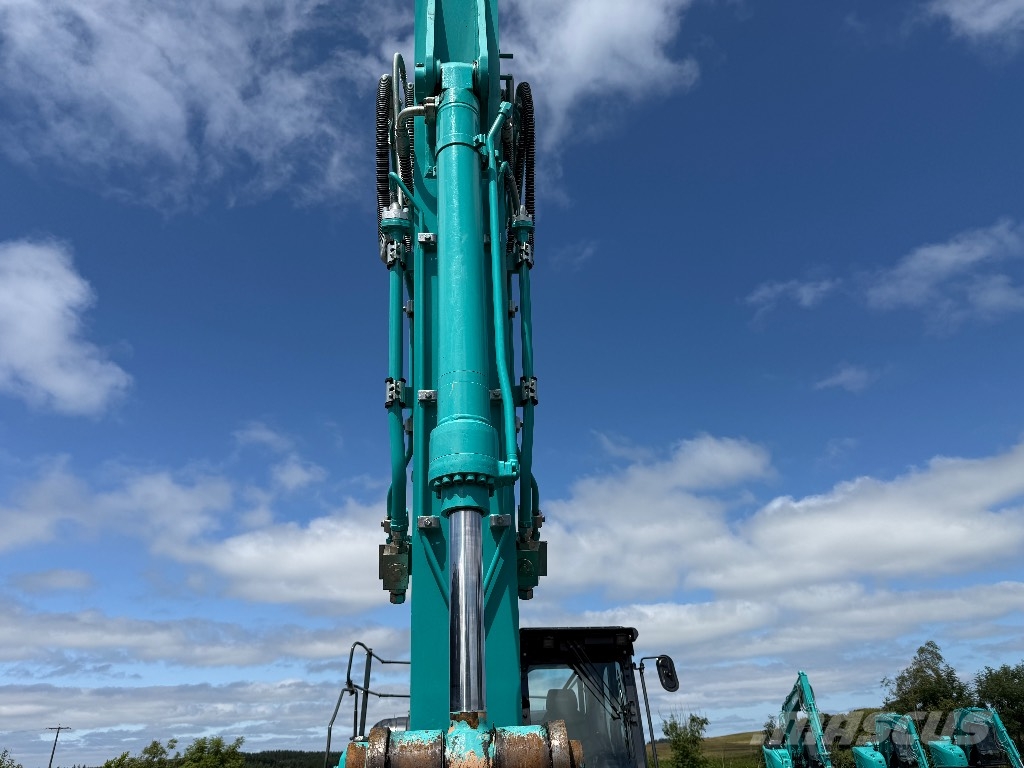 Kobelco SK210LC-11E 履带挖掘机