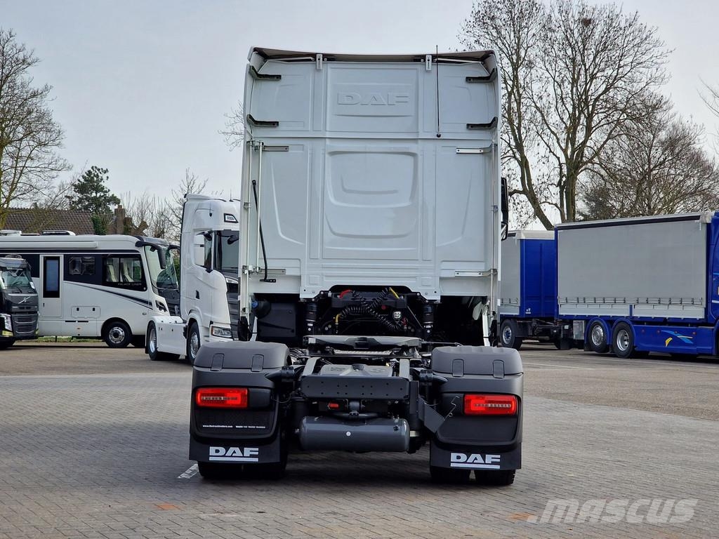 DAF XG+ 530 4x2 - New - Retarder - Night clima - 2x ta Tractor Units