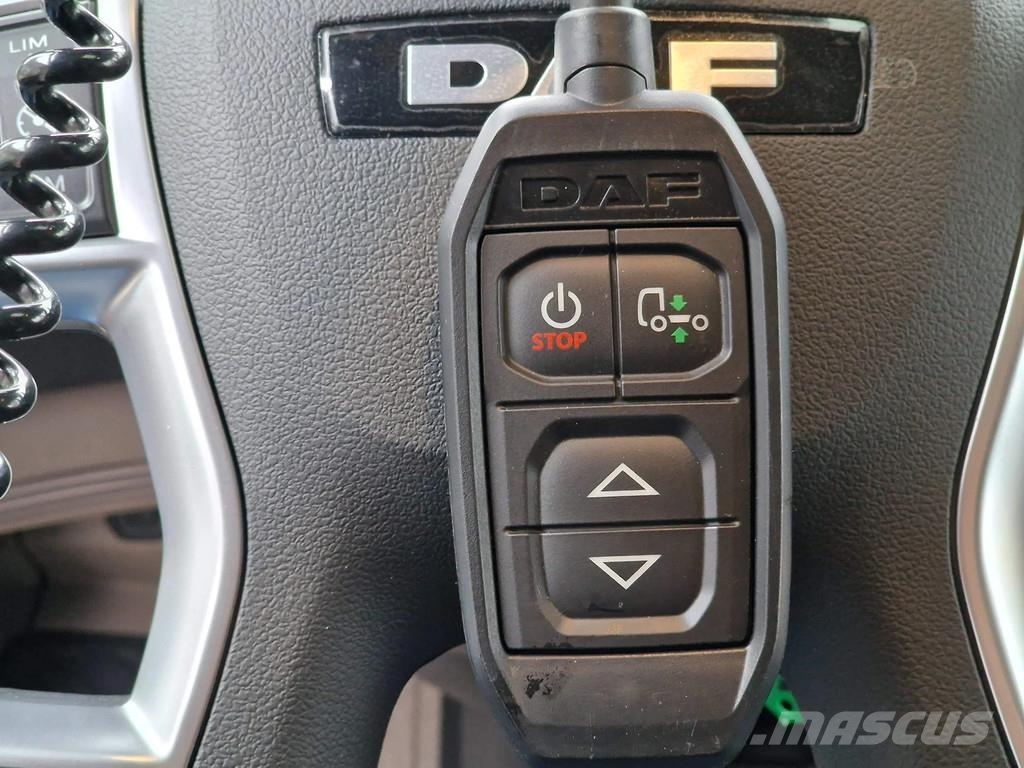 DAF XG+ 530 4x2 - New - Retarder - Night clima - 2x ta Tractor Units