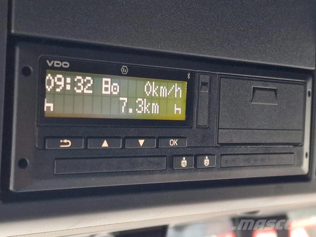 DAF XG+ 530 4x2 - New - Retarder - Night clima - 2x ta Tractor Units