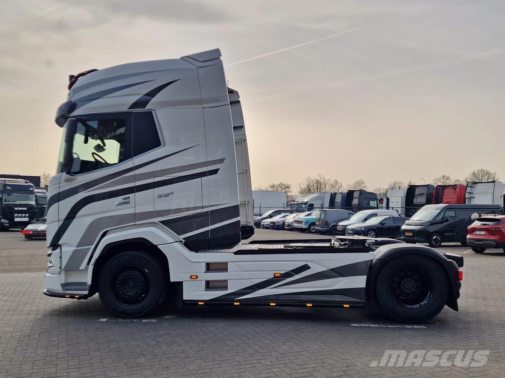 DAF XG+ 530 4x2 - New - Retarder - Night clima - 2x ta Tractor Units