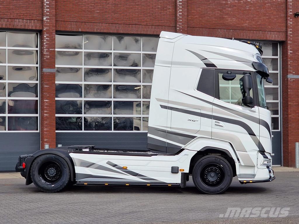 DAF XG+ 530 4x2 - New - Retarder - Night clima - 2x ta Tractor Units