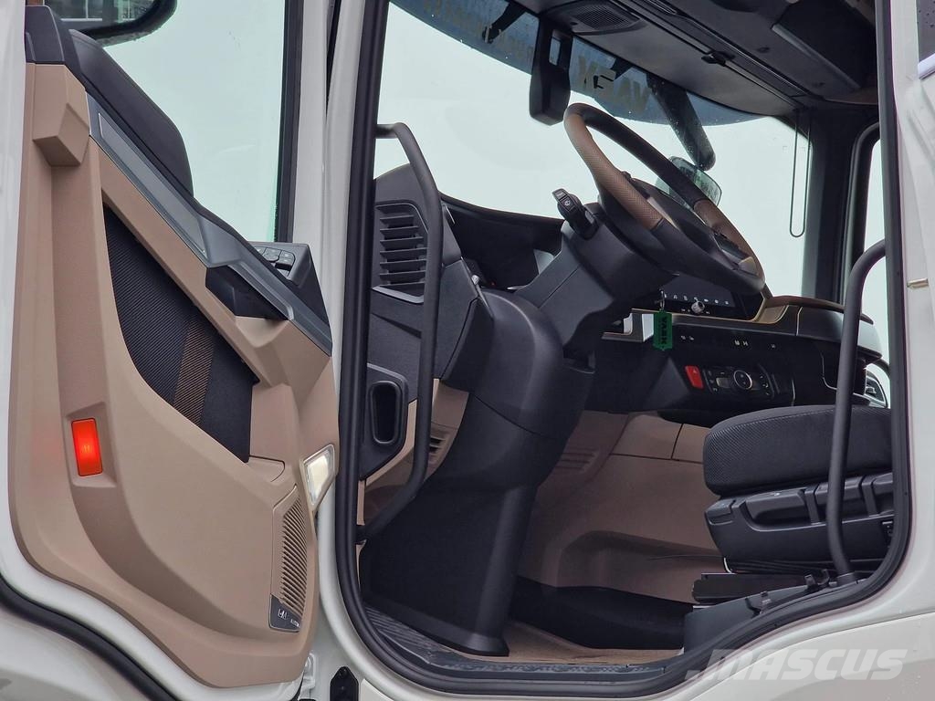 DAF XG+ 530 4x2 - New - Retarder - Night clima - 2x ta Tractor Units