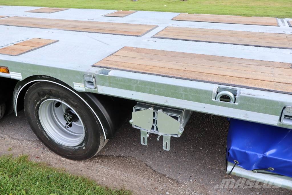 AMT MK300 3 akslet maskinkærre med enkeltramper Flatbed/Dropside trailers