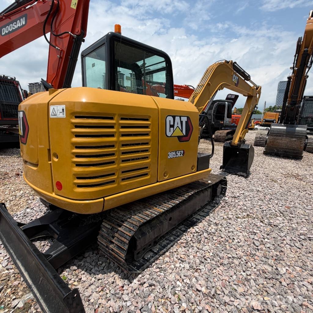 CAT 305.5E2 Mini bagri <7t