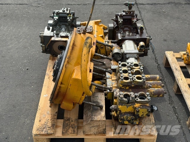 Liebherr PR 742 HYDRAULIC PARTS COMPLET Hydraulics