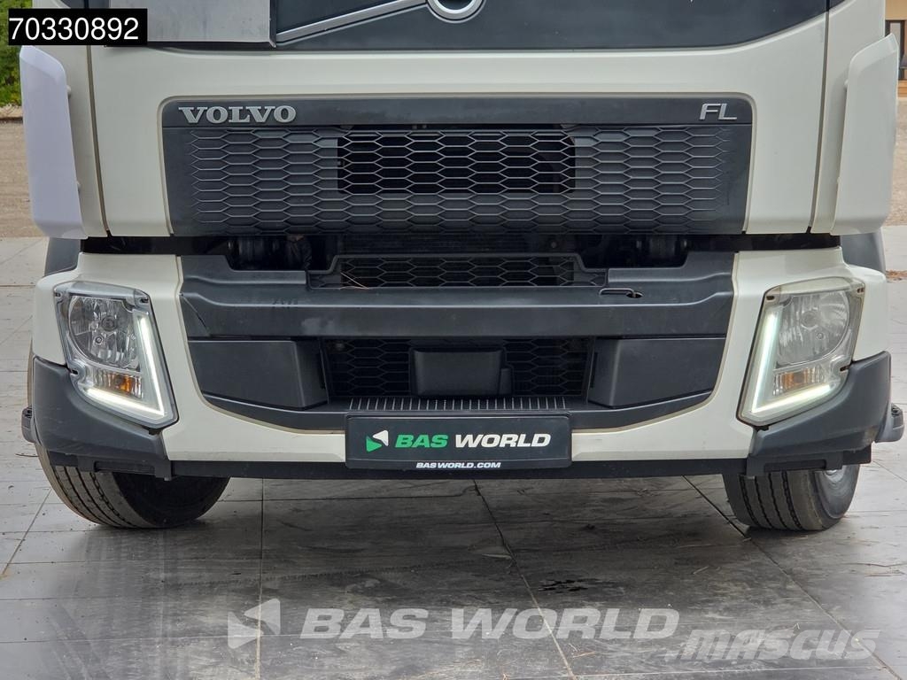 Volvo FL 250 FL 4X2 16tonner 1500kg Tailgate Automatic A Каросерии
