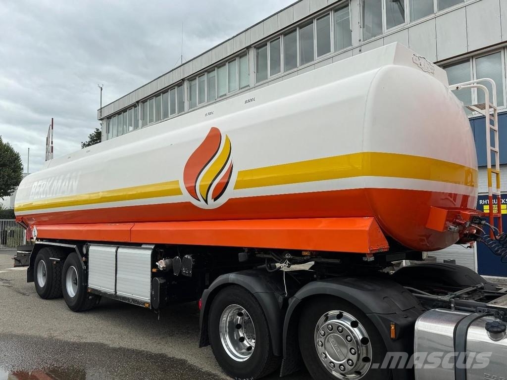 LAG O-2-33 S 2 AXLE SAF + 35.700 LITER TANK + 4 COMPAR Autocisternas