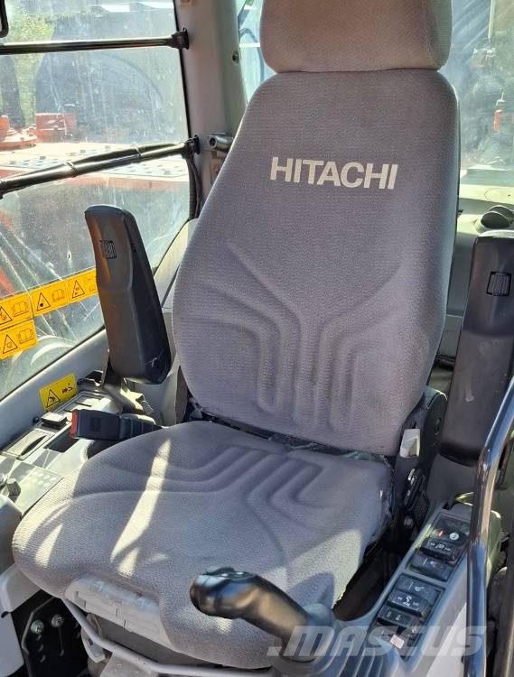 Hitachi ZX 300 LC N-6 Bagri goseničarji