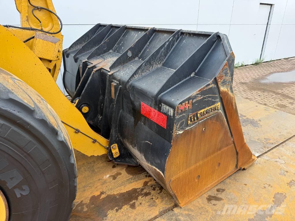 CAT 966 M - Automatic Greasing / Camera Φορτωτές με λάστιχα (Τροχοφόροι)