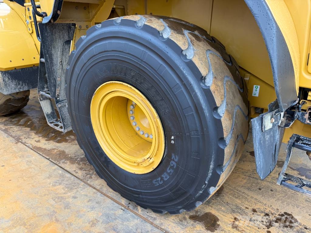 CAT 966 M - Automatic Greasing / Camera Φορτωτές με λάστιχα (Τροχοφόροι)