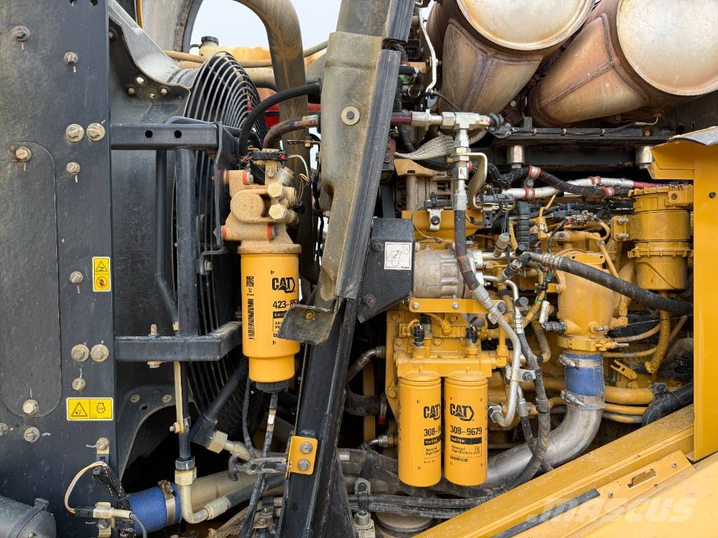 CAT 966 M - Automatic Greasing / Camera Φορτωτές με λάστιχα (Τροχοφόροι)