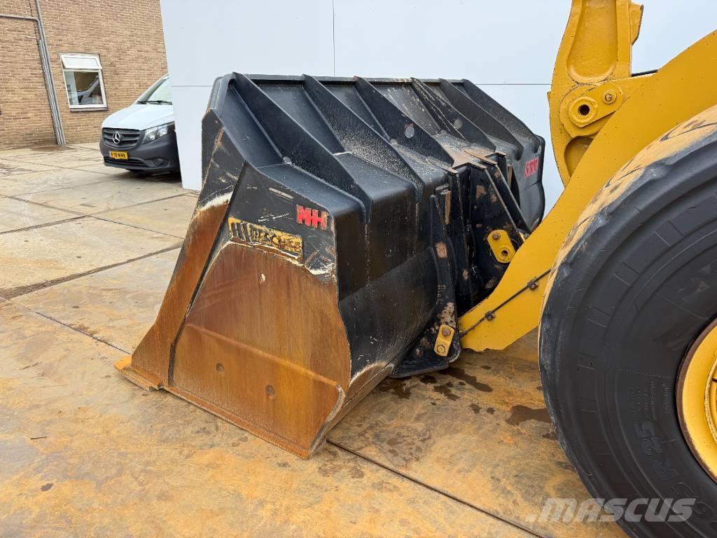 CAT 966 M - Automatic Greasing / Camera Φορτωτές με λάστιχα (Τροχοφόροι)