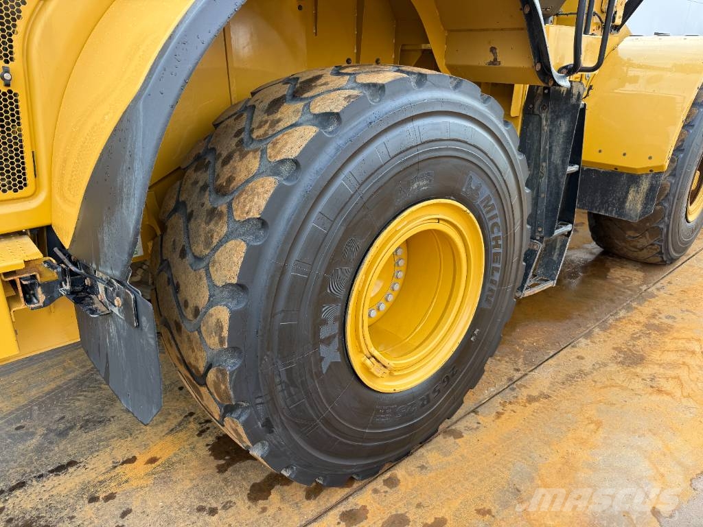 CAT 966 M - Automatic Greasing / Camera Φορτωτές με λάστιχα (Τροχοφόροι)
