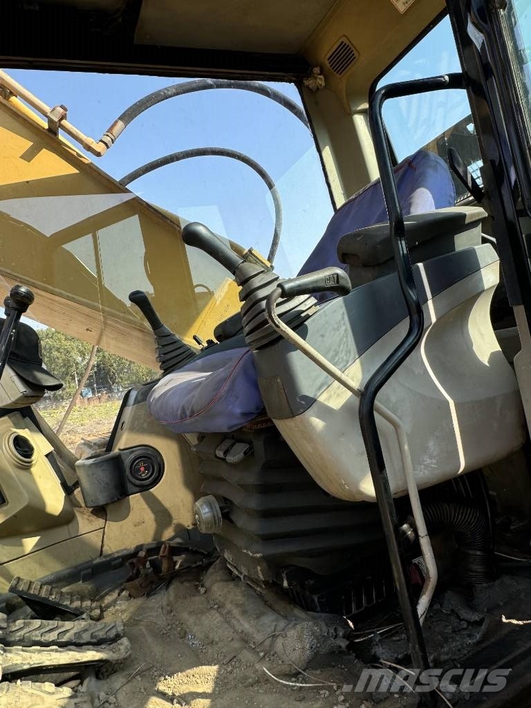 CAT 330 C 履带挖掘机