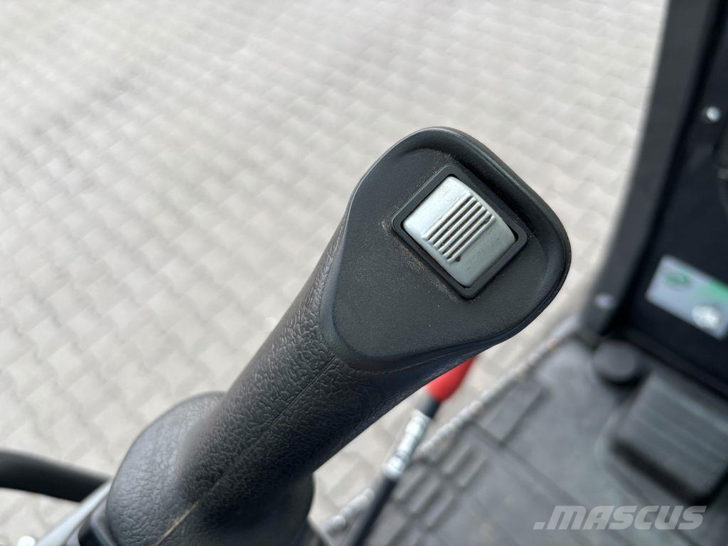 Yanmar VIO80 Escavadeiras Midi 7t - 12t